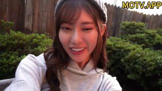 饥渴美女发骚“老公求求你了，用你的大鸡巴使劲干死我吧，用你的大龟头使劲插”